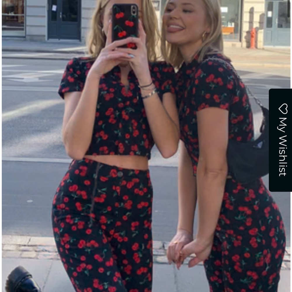 Motels Rock Cherries Black Set